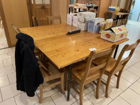 Lot de 2 tables et 8 chaises