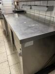  Armoire en inox