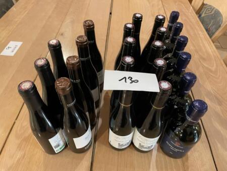 Lot de 23 bouteilles de vin