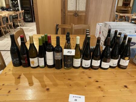 Lot de 24 bouteilles de vin
