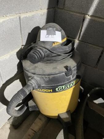 Aspirateur MC CULLOCH
