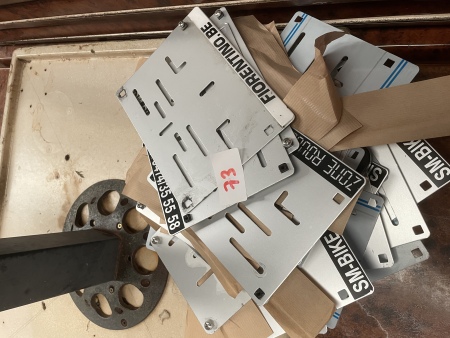 Lot de support de plaques