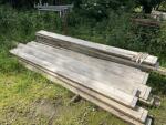 Lot de bois divers pour la construction