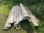 Lot de bois divers pour la construction