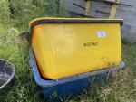 Lot de 2 cuvelles de chantier 	