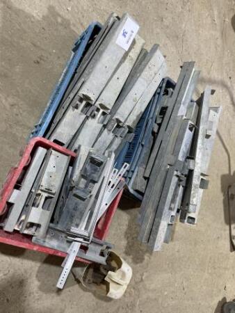 Lot de pièces pour la construction									