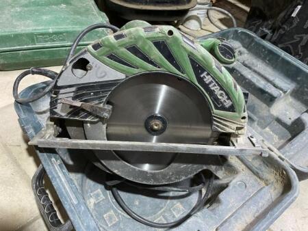 Scie circulaire filaire HITACHI