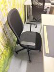Chaise de bureau noir 