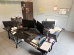 Lot de trois bureau noirs 160 x 60 cm