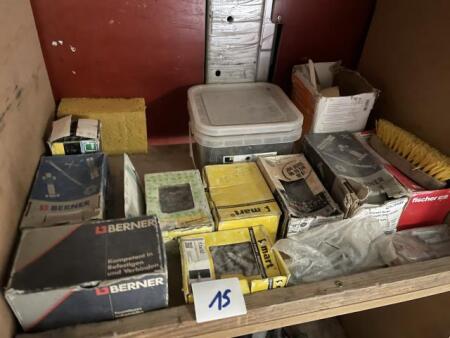 Lot de visseries diverses. Boîtes entamées