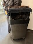 Lot de poubelles variées 