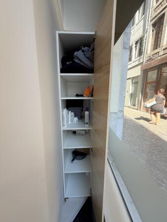 Armoire haute de rangement